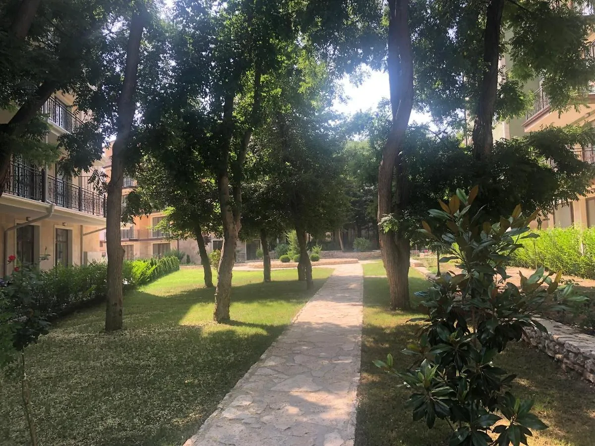 דירה וארנה Rabi Park Residence בולגריה